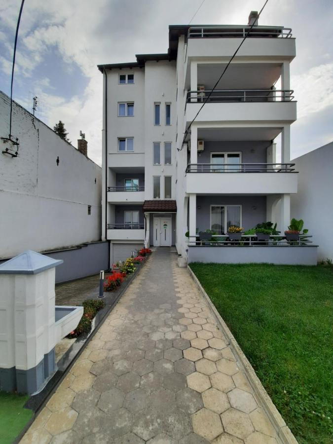 Divizija Lux Apartments بلغراد المظهر الخارجي الصورة
